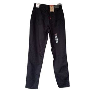 NWT Levi’s Womens High-Waisted Mom Jeans Black 90s style Tapered Leg Size 28x30
